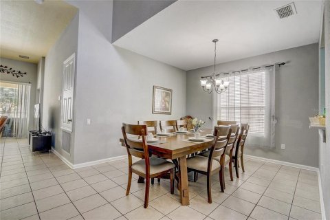 Villa ou maison à vendre à Kissimmee, Floride: 5 chambres, 217.58 m2 № 1242731 - photo 7