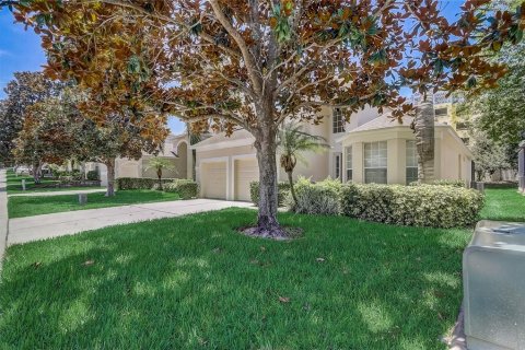 Villa ou maison à vendre à Kissimmee, Floride: 5 chambres, 217.58 m2 № 1242731 - photo 3