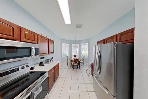 Villa ou maison à vendre à Kissimmee, Floride: 5 chambres, 217.58 m2 № 1242731 - photo 10