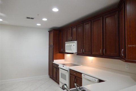 Condominio en venta en Orlando, Florida, 3 dormitorios, 193.7 m2 № 644236 - foto 7