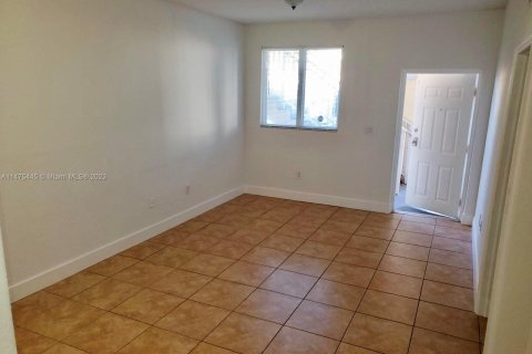 Condominio en venta en Homestead, Florida, 3 dormitorios, 108.32 m2 № 802439 - foto 14