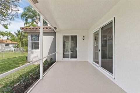 Villa ou maison à vendre à Parkland, Floride: 4 chambres, 222.69 m2 № 1101145 - photo 19