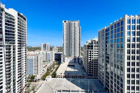 Condo in Fort Lauderdale, Florida, 2 bedrooms  № 1368741 - photo 7