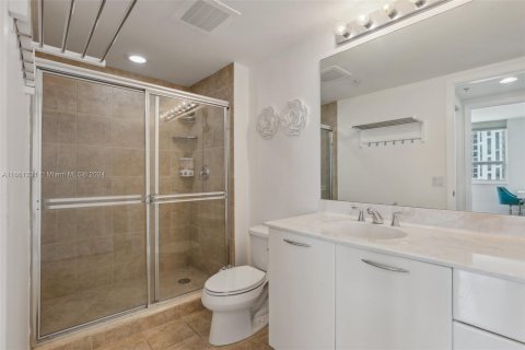 Condo in Fort Lauderdale, Florida, 2 bedrooms  № 1368741 - photo 23