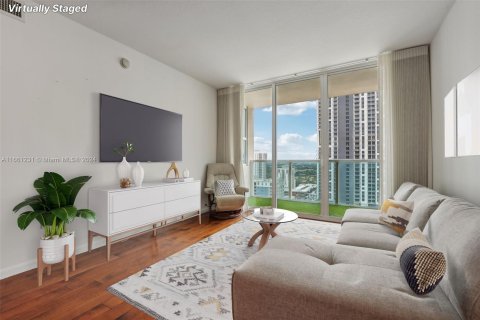 Condo in Fort Lauderdale, Florida, 2 bedrooms  № 1368741 - photo 13