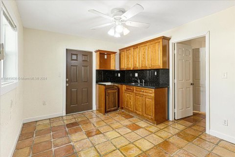 House in Davie, Florida 3 bedrooms № 1328211 - photo 28