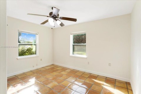 House in Davie, Florida 3 bedrooms № 1328211 - photo 24