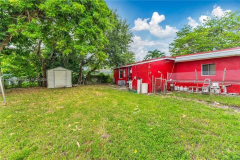 Villa ou maison à vendre à Miami Gardens, Floride: 3 chambres, 107.58 m2 № 1328179 - photo 8