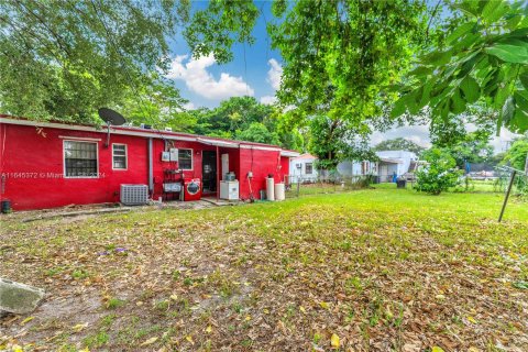 Villa ou maison à vendre à Miami Gardens, Floride: 3 chambres, 107.58 m2 № 1328179 - photo 6