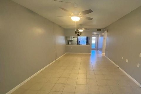 Condominio en venta en Coconut Creek, Florida, 2 dormitorios, 94.02 m2 № 922349 - foto 10