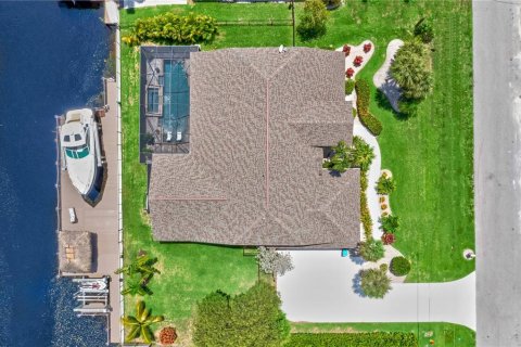 Villa ou maison à vendre à Cape Coral, Floride: 3 chambres, 270.25 m2 № 1402251 - photo 3