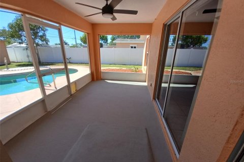 Villa ou maison à vendre à Merrit Island, Floride: 4 chambres, 149.29 m2 № 1134317 - photo 13