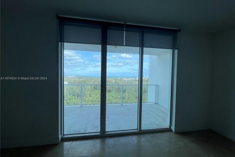 Condominio en alquiler en North Miami, Florida, 2 dormitorios, 163.79 m2 № 1397672 - foto 8