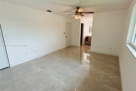 Townhouse in Cooper City, Florida 3 bedrooms, 138.24 sq.m. № 1398527 - photo 19