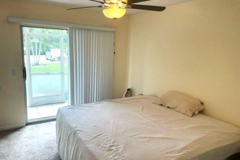 Copropriété à vendre à Deerfield Beach, Floride: 2 chambres, 76.92 m2 № 871039 - photo 11