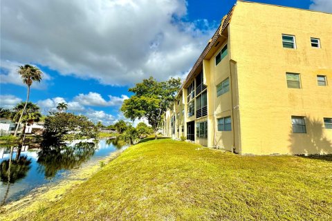 Condominio en venta en Sunrise, Florida, 2 dormitorios, 78.97 m2 № 1138827 - foto 26