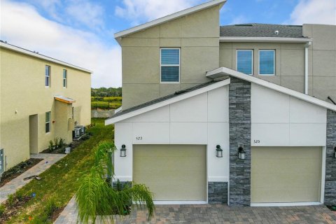 Copropriété à vendre à Davenport, Floride: 2 chambres, 128.95 m2 № 1245091 - photo 1