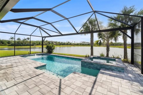 Villa ou maison à vendre à Fort Myers, Floride: 4 chambres, 330.08 m2 № 1133373 - photo 24