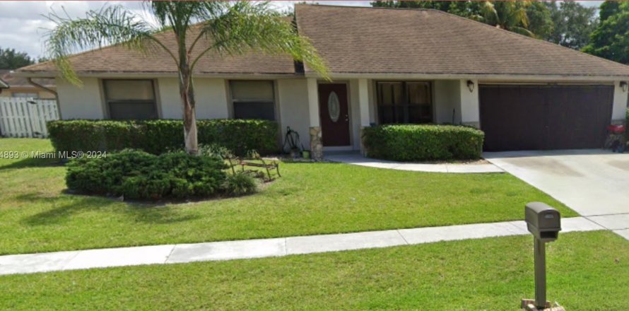 House in Royal Palm Beach, Florida 3 bedrooms, 133.78 sq.m. № 1304654