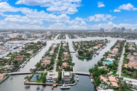 Villa ou maison à vendre à Fort Lauderdale, Floride: 7 chambres, 966.18 m2 № 724866 - photo 22