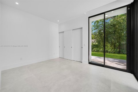 Casa en venta en South Miami, Florida, 4 dormitorios, 223.52 m2 № 689932 - foto 17