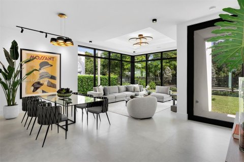 Casa en venta en South Miami, Florida, 4 dormitorios, 223.52 m2 № 689932 - foto 3