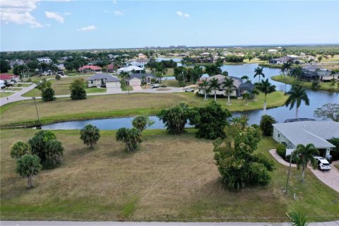 Terrain à vendre à Punta Gorda, Floride № 1152662 - photo 8