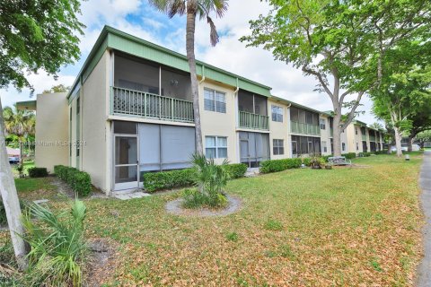 Condominio en venta en Coral Springs, Florida, 2 dormitorios, 78.97 m2 № 1104191 - foto 16