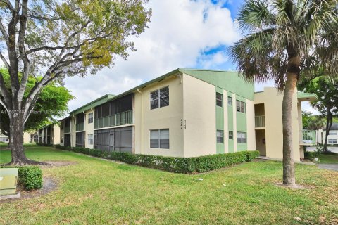 Condominio en venta en Coral Springs, Florida, 2 dormitorios, 78.97 m2 № 1104191 - foto 15