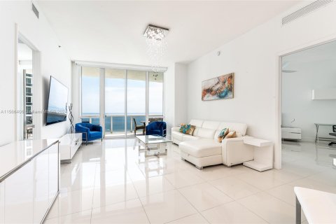 Condo in Sunny Isles Beach, Florida, 3 bedrooms  № 1104009 - photo 7