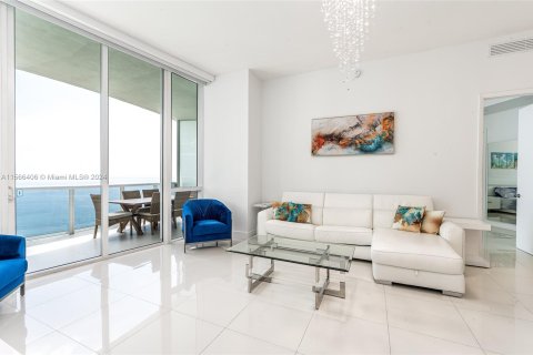 Condo in Sunny Isles Beach, Florida, 3 bedrooms  № 1104009 - photo 6