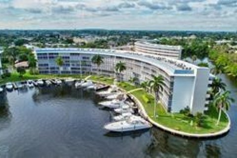 Condominio en venta en Deerfield Beach, Florida, 1 dormitorio, 93.65 m2 № 956783 - foto 13