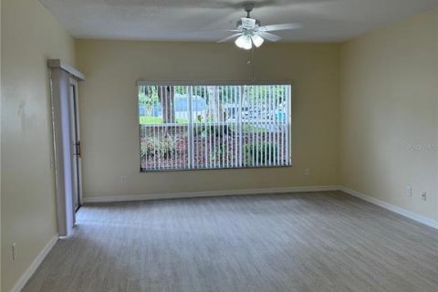 Condo in Orlando, Florida, 2 bedrooms  № 1312778 - photo 20