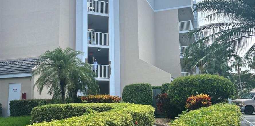 Condo in Sunrise, Florida, 2 bedrooms  № 1281568