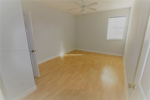 Condominio en venta en Aventura, Florida, 2 dormitorios, 110.65 m2 № 7001 - foto 20