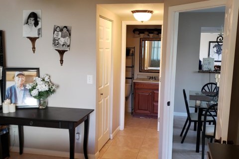 Condo in Delray Beach, Florida, 1 bedroom  № 918557 - photo 6