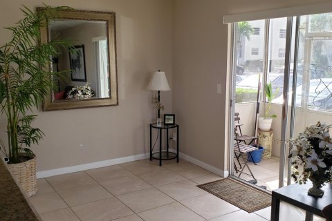 Condo in Delray Beach, Florida, 1 bedroom  № 918557 - photo 14