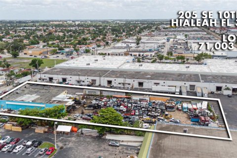 Propiedad comercial en venta en Hialeah, Florida № 6694 - foto 5