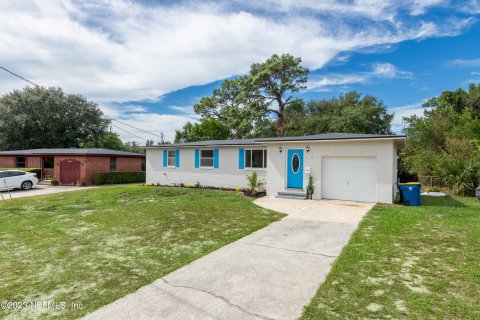 Villa ou maison à vendre à Jacksonville, Floride: 4 chambres, 143.63 m2 № 776426 - photo 2