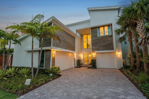 House in Palm Beach Gardens, Florida 5 bedrooms, 474.64 sq.m. № 1207998 - photo 27