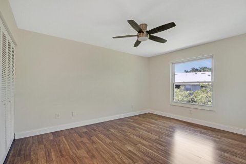 Condo in Hobe Sound, Florida, 2 bedrooms  № 1207728 - photo 6