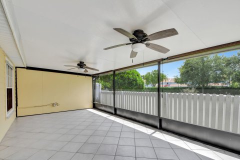 Townhouse in West Palm Beach, Florida 3 bedrooms, 102.19 sq.m. № 1207729 - photo 30