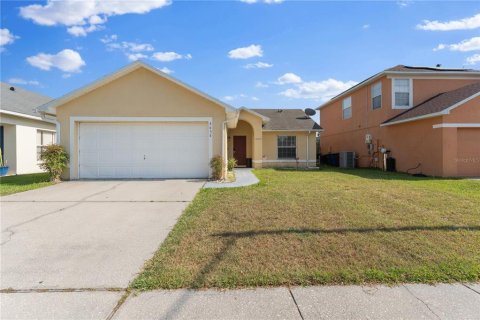 Villa ou maison à louer à Kissimmee, Floride: 3 chambres, 99.22 m2 № 1363812 - photo 1