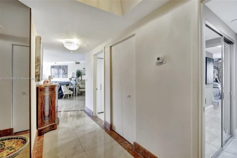 Copropriété à vendre à Aventura, Floride: 2 chambres, 177.44 m2 № 1305499 - photo 3