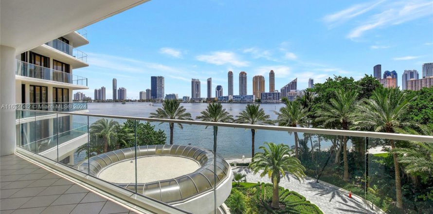 Condo in Aventura, Florida, 2 bedrooms  № 1305499