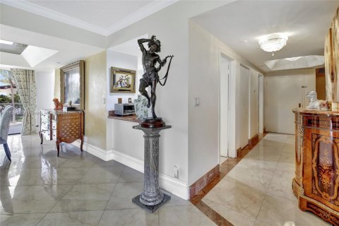 Condo in Aventura, Florida, 2 bedrooms  № 1305499 - photo 20