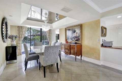 Copropriété à vendre à Aventura, Floride: 2 chambres, 177.44 m2 № 1305499 - photo 14