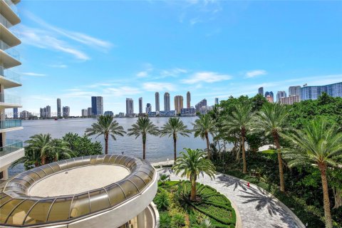 Copropriété à vendre à Aventura, Floride: 2 chambres, 177.44 m2 № 1305499 - photo 25