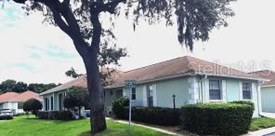 Condo à Port Richey, Floride, 2 chambres  № 1298391