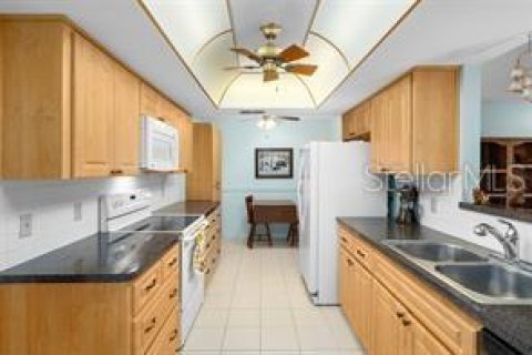 Copropriété à vendre à Port Richey, Floride: 2 chambres, 127.46 m2 № 1298391 - photo 11